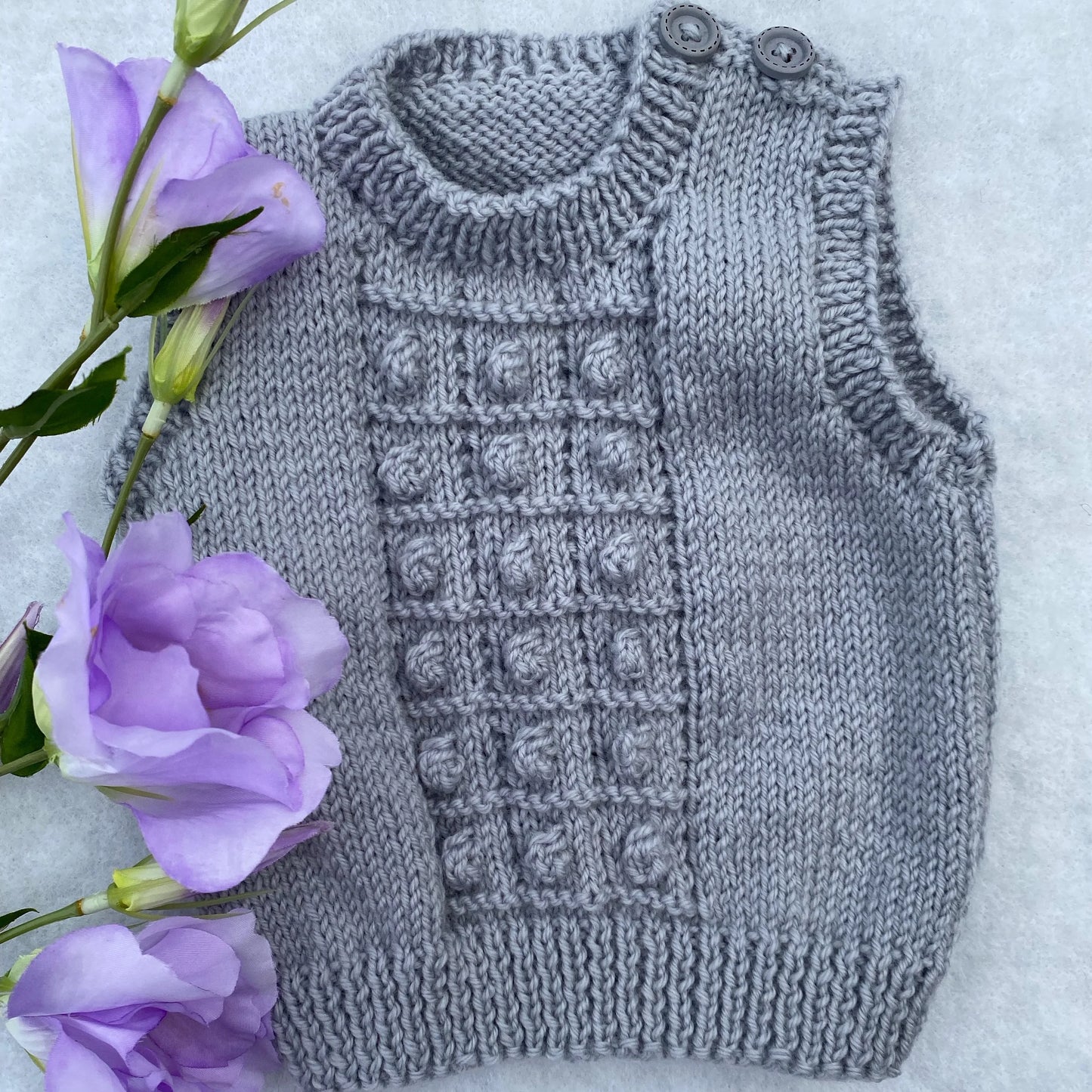 "Avis" merino baby vest and hat set