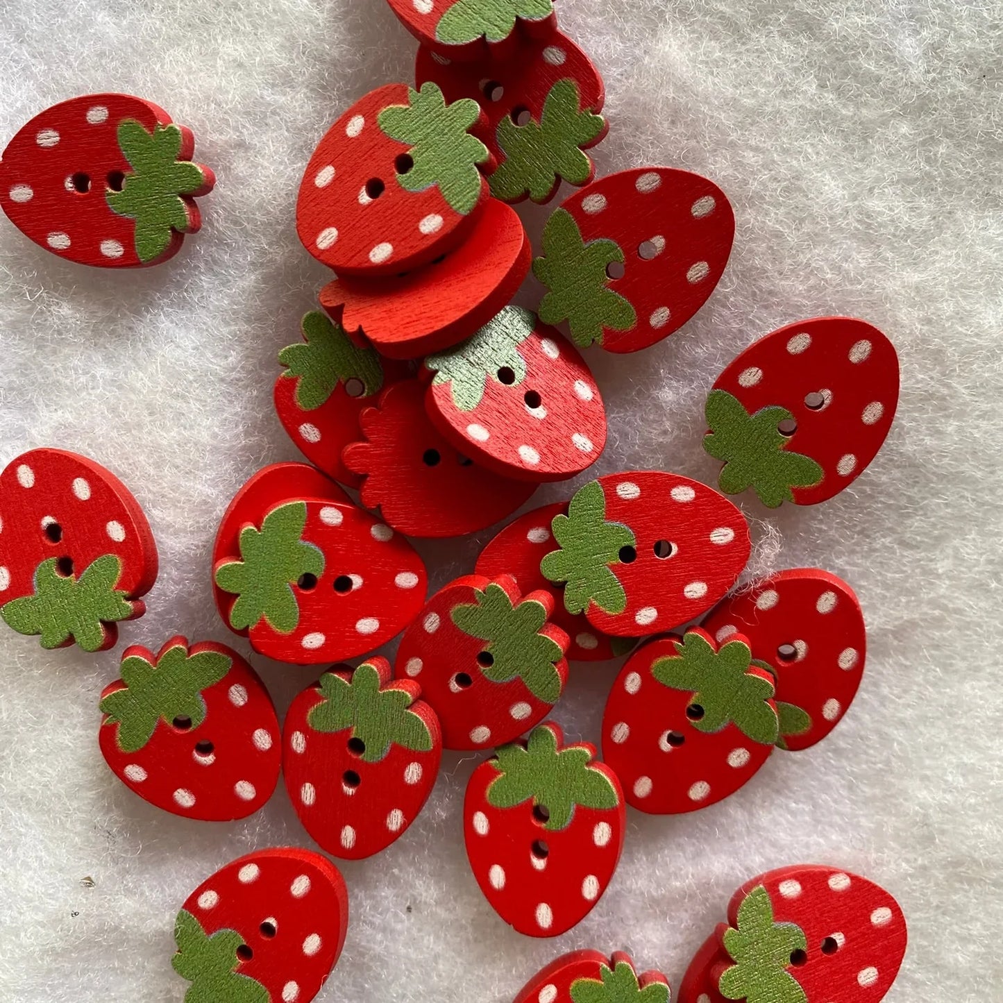 "Strawberry" wooden buttons - pack of 25 - Nana Anna NZ