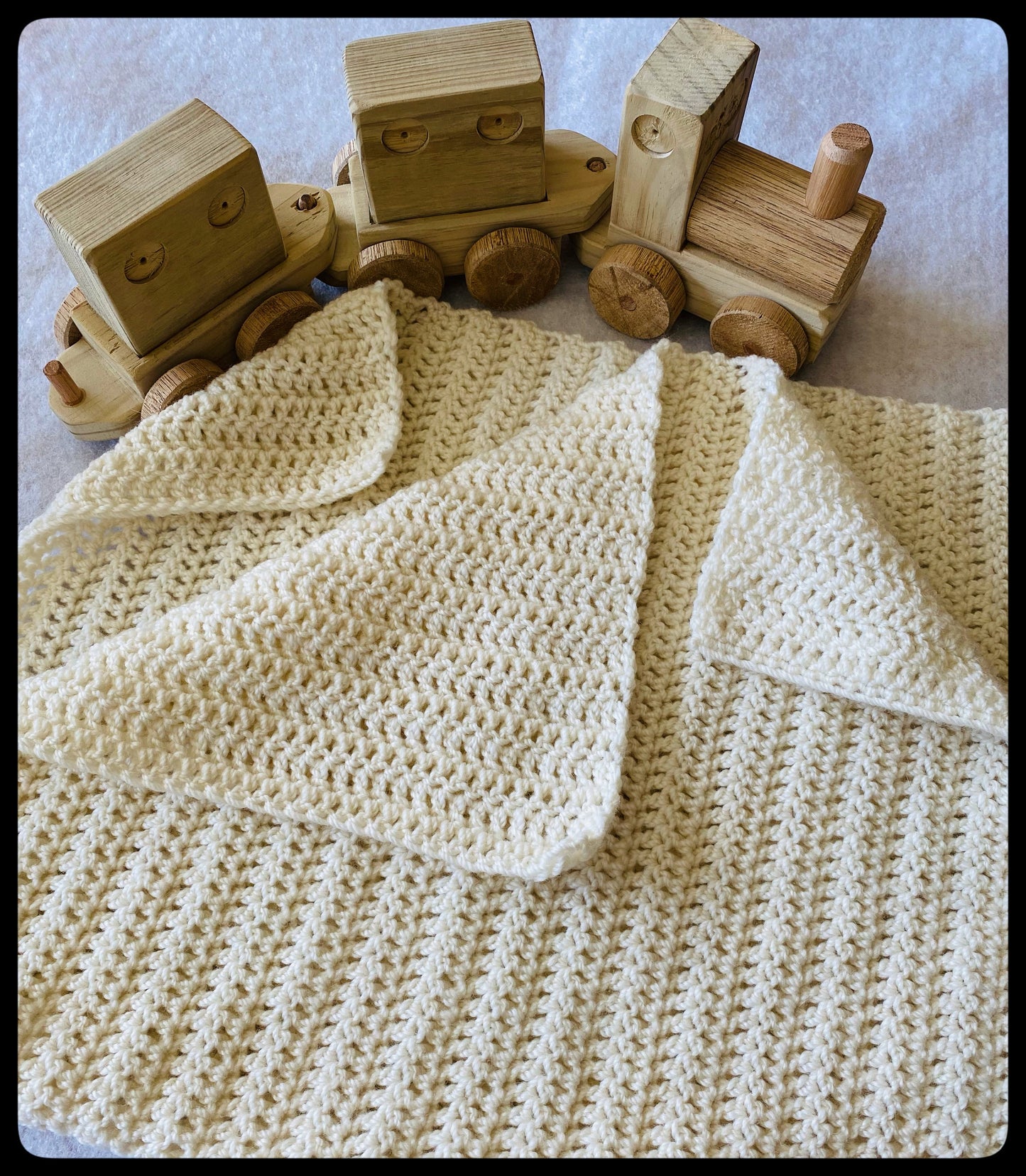 Crochet pattern: Eyelet Baby Blanket - Nana Anna NZ