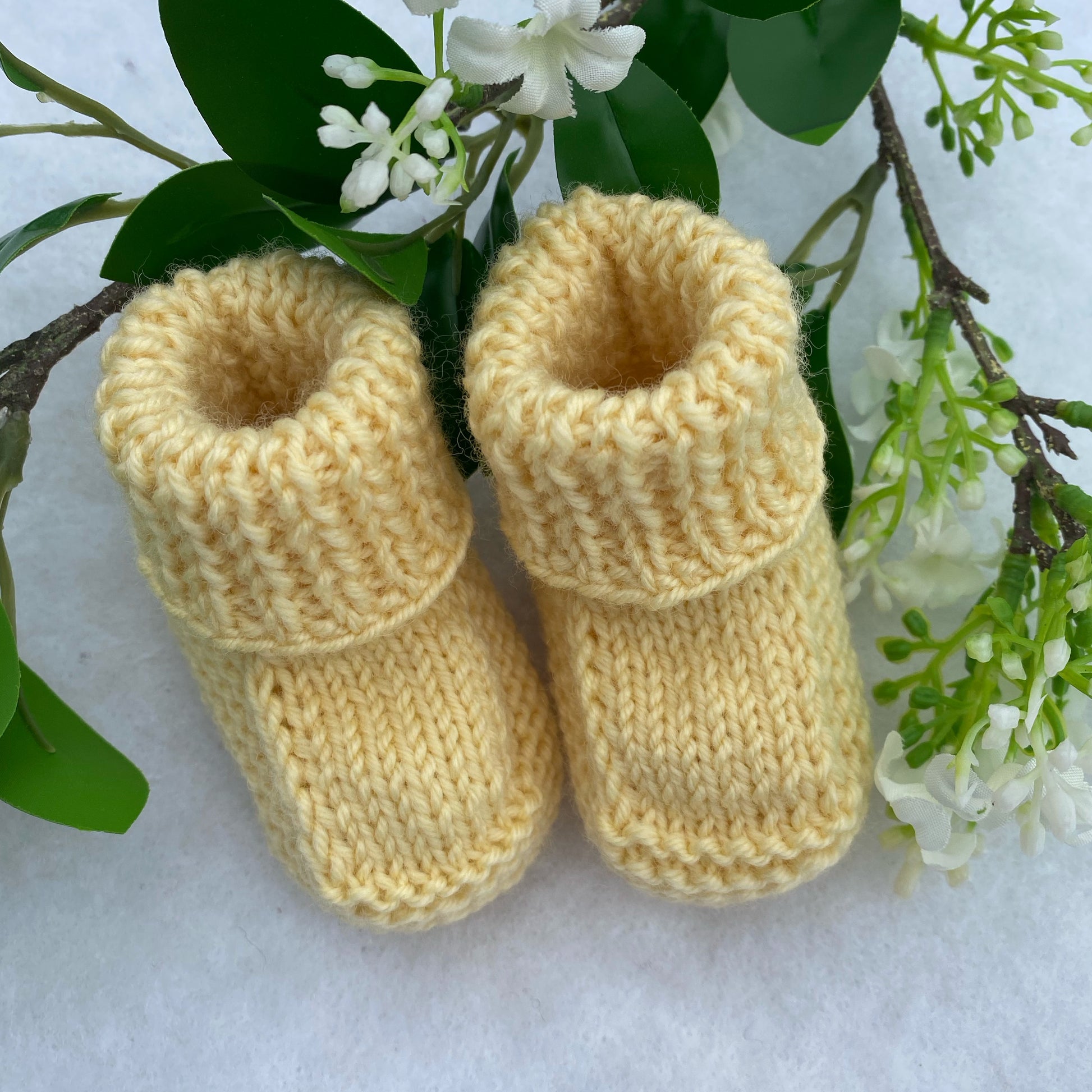 Classic knitted baby merino booties - Nana Anna NZ