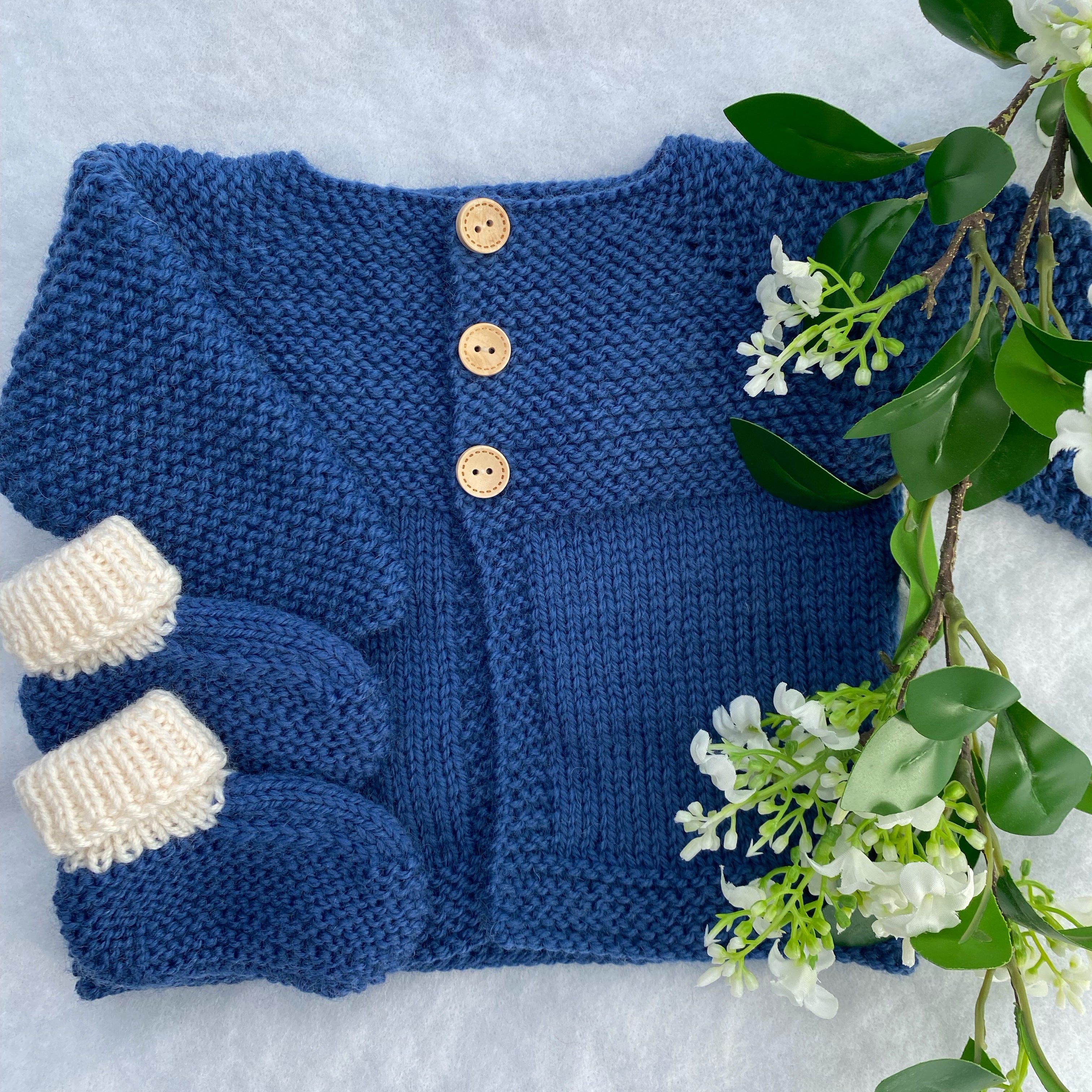 Daffodils hand knit baby cardigan bootie set