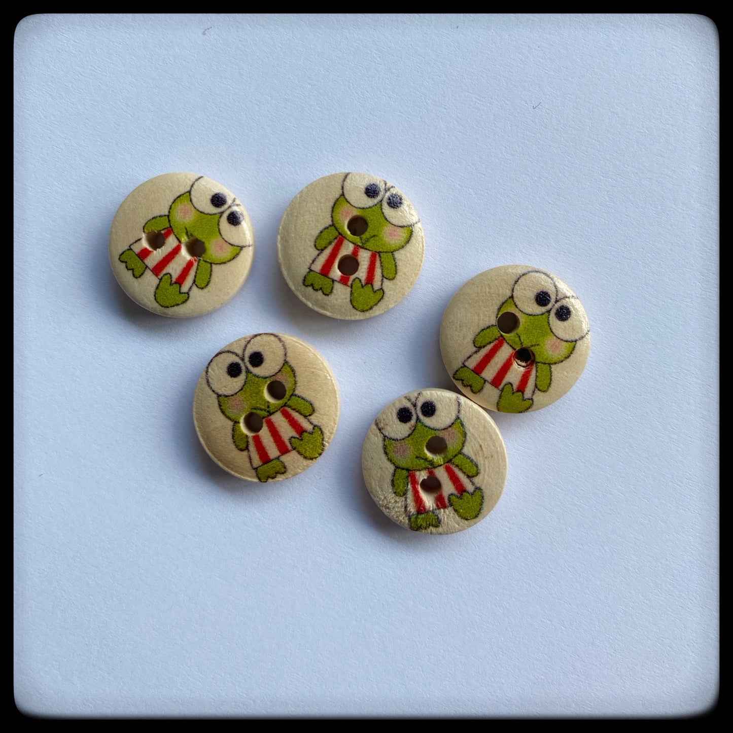 "Frogs" wooden baby buttons - Nana Anna NZ