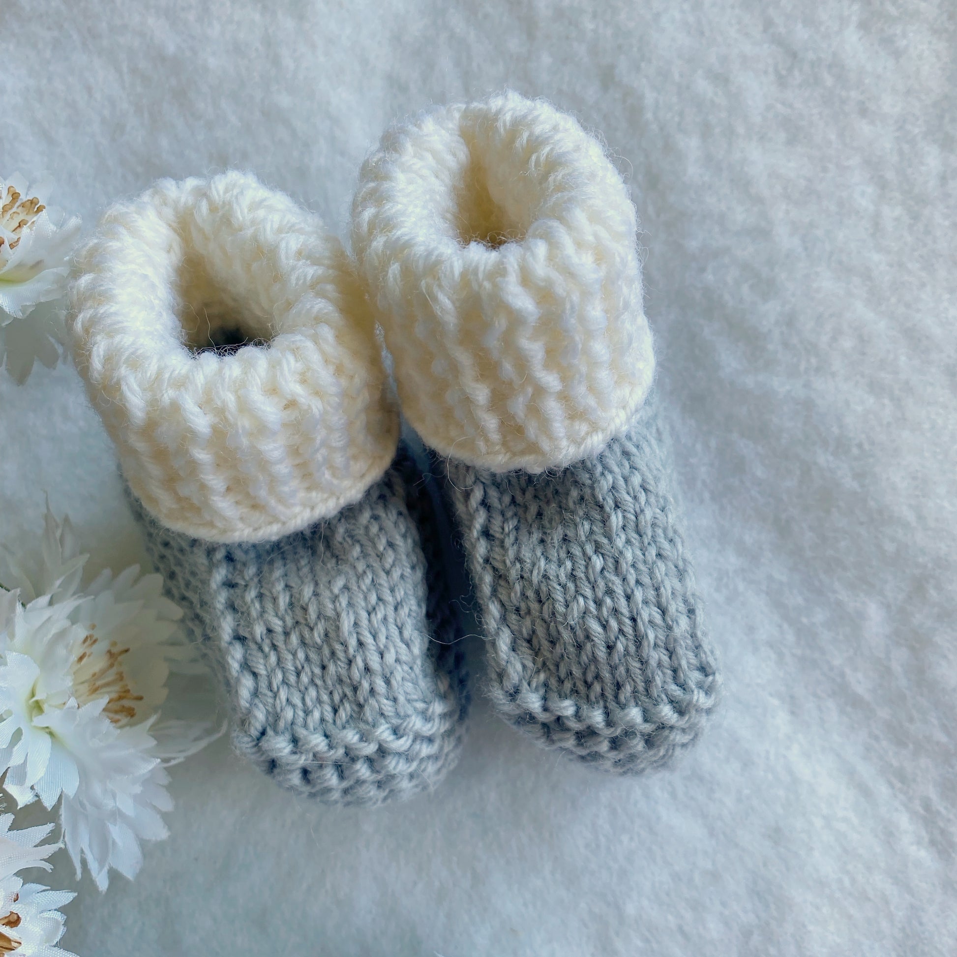 Classic knitted baby merino booties - Nana Anna NZ