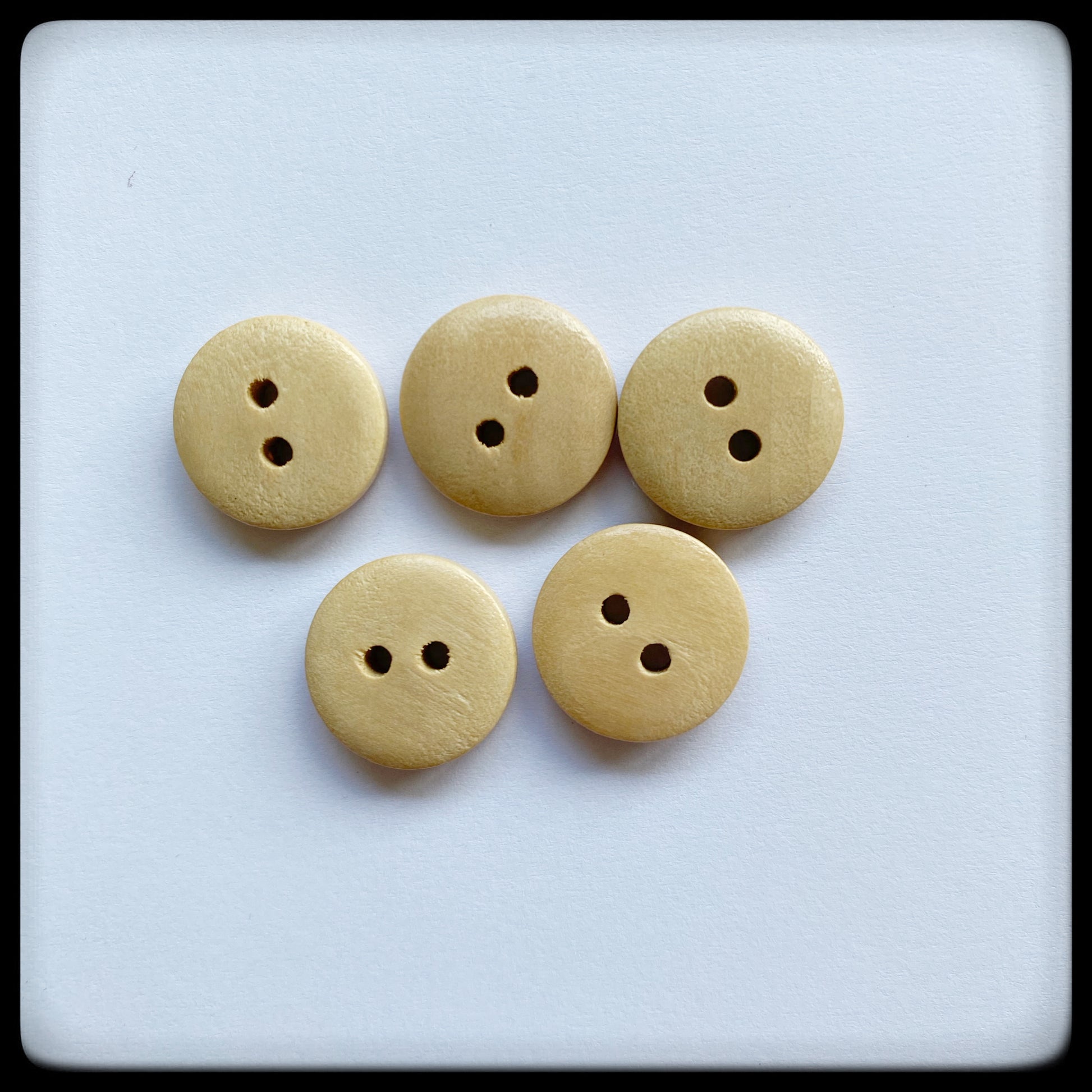 "Natural" wooden baby buttons - Nana Anna NZ