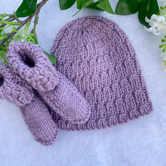 "Nova" merino baby hat and booties set - Nana Anna NZ