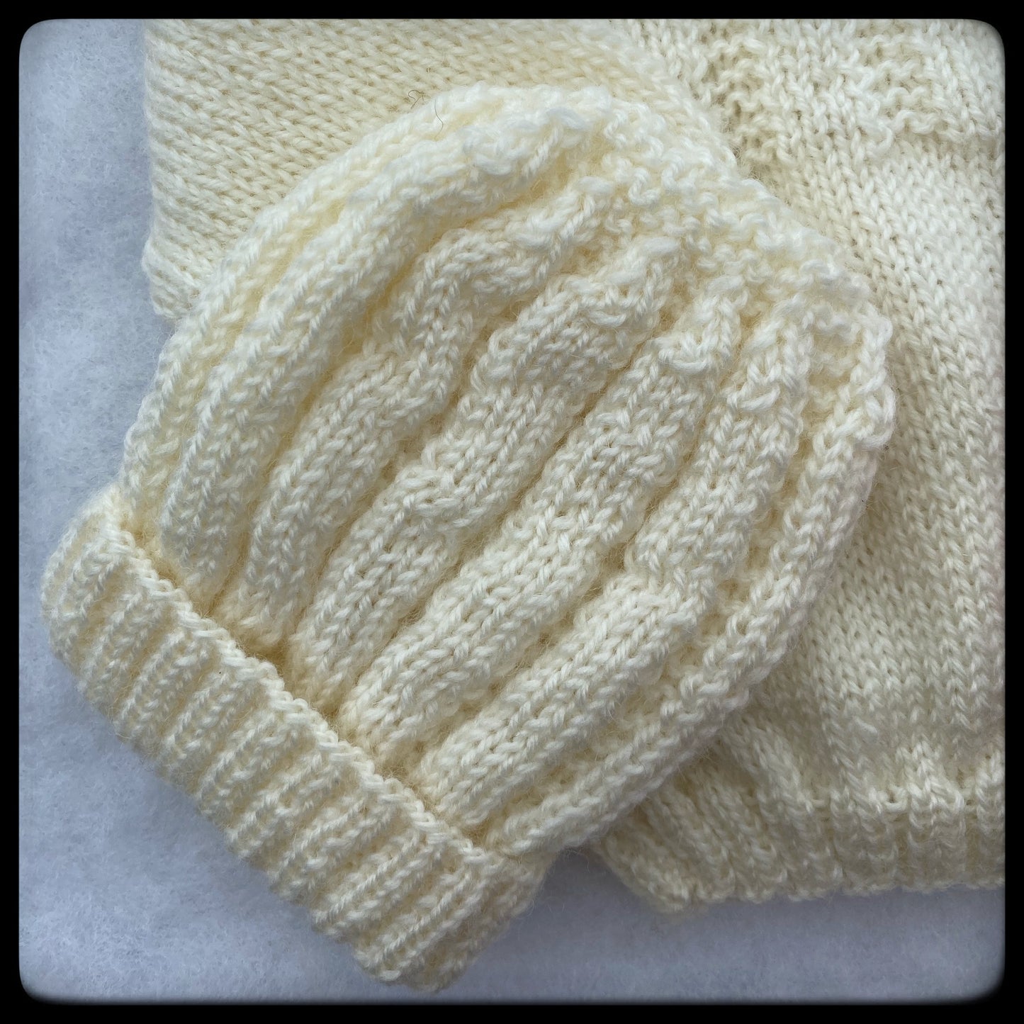 "Cleo" baby wool sweater and hat (0-3 months) - Nana Anna NZ